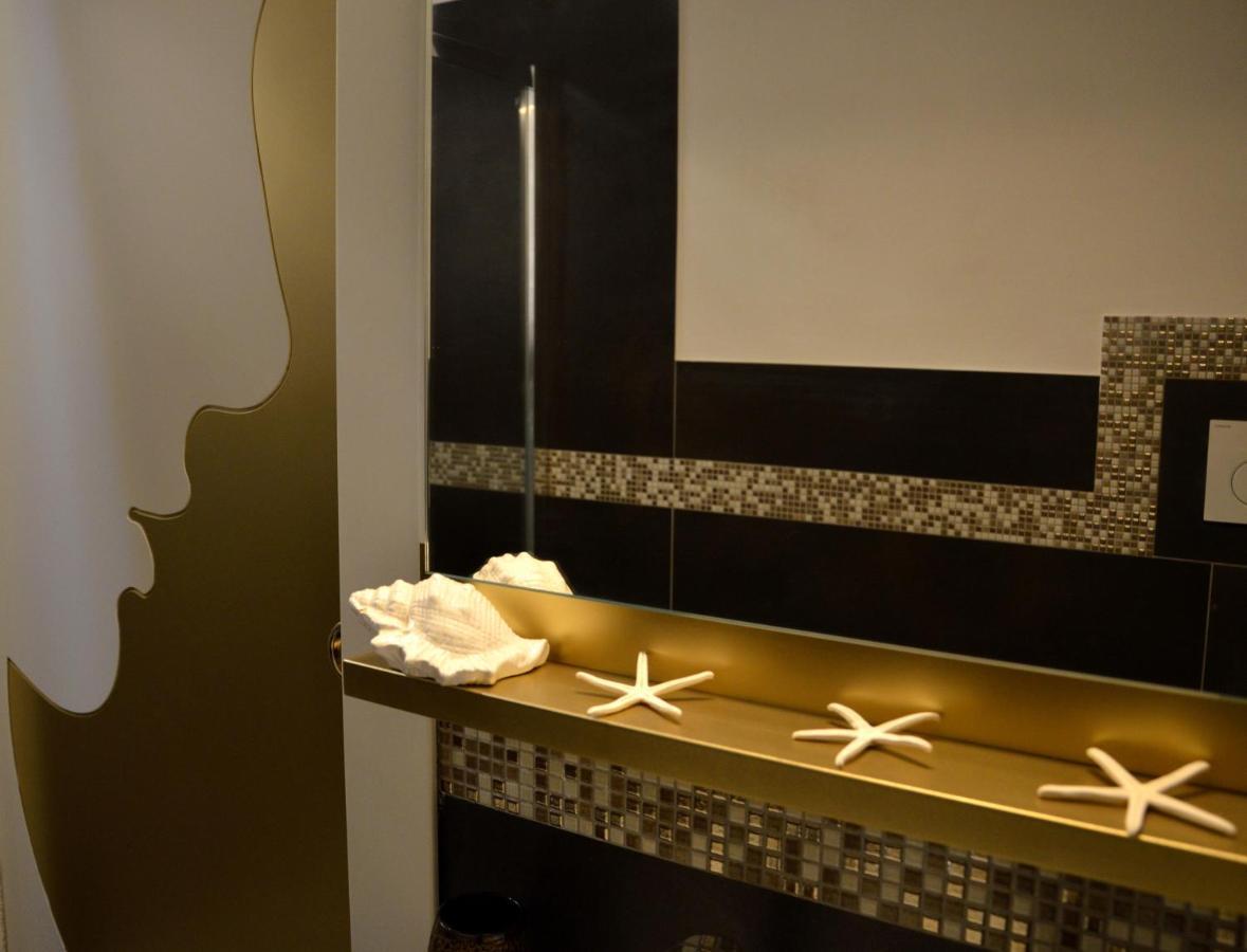 Gold White Exclusive House Hotel Polignano a Mare Ngoại thất bức ảnh